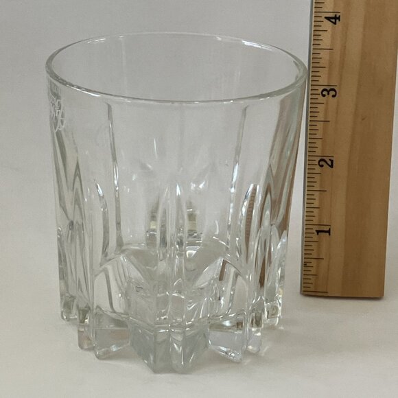 Set of 2 Crown Royal Rocks Glasses White Logo Starburst Base Made in Italy - Picture 9 of 9
